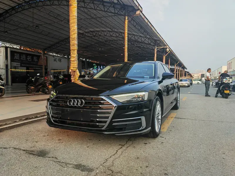2021 Audi A8 с пробегом 125 600 км