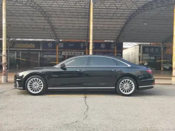 2021 Audi A8 с пробегом 125 600 км