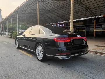 2021 Audi A8 с пробегом 125 600 км