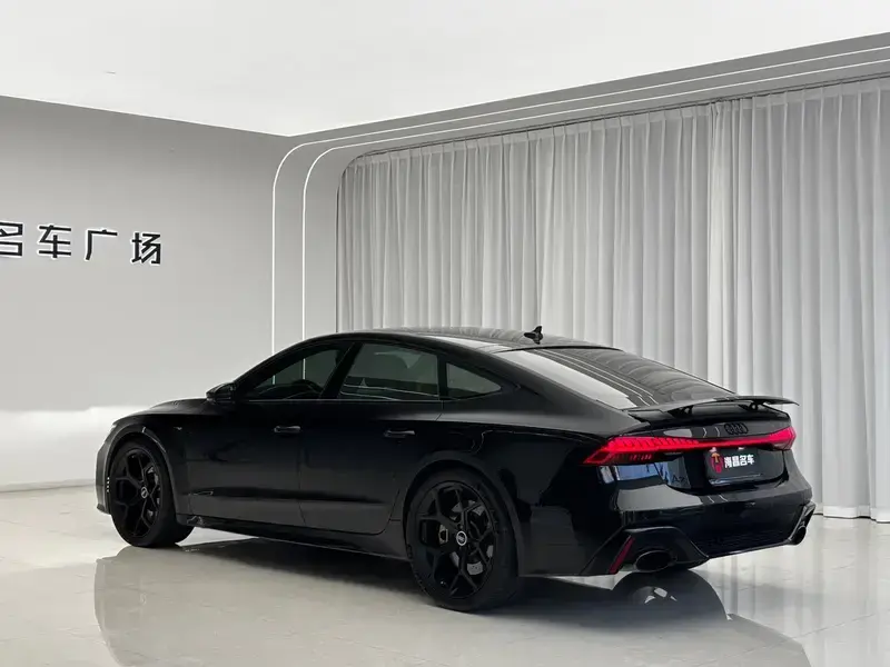 2019 Audi A7 с пробегом 75 000 км