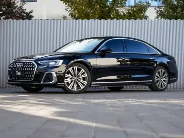 2022 Audi A8 с пробегом 63 000 км