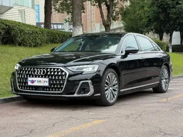 2025 Audi A8 с пробегом 17 000 км