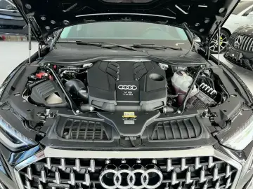 2024 Audi A8 с пробегом 21 000 км