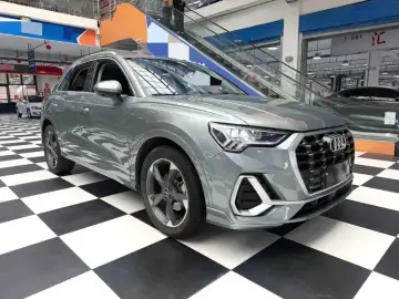 2022 Audi Q3 с пробегом 57 000 км