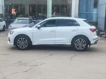 2020 Audi Q3 с пробегом 61 000 км