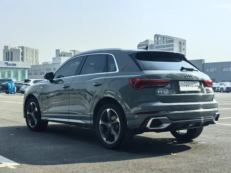 2024 Audi Q3 с пробегом 39 000 км