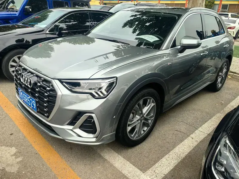 2021 Audi Q3 с пробегом 57 000 км