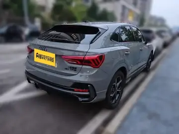 2025 Audi Q3 Sportback с пробегом 7 300 км