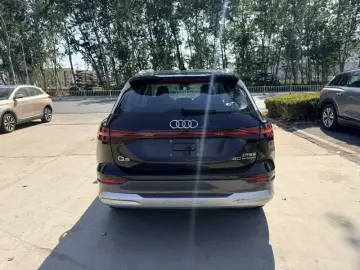 2023 Audi Q5 e-tron с пробегом 100 км