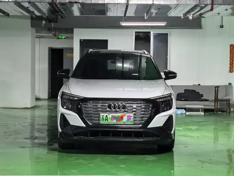 2022 Audi Q5 e-tron с пробегом 97 000 км