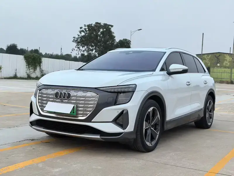 2022 Audi Q5 e-tron с пробегом 67 000 км