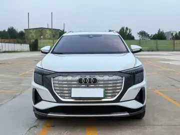 2022 Audi Q5 e-tron с пробегом 67 000 км