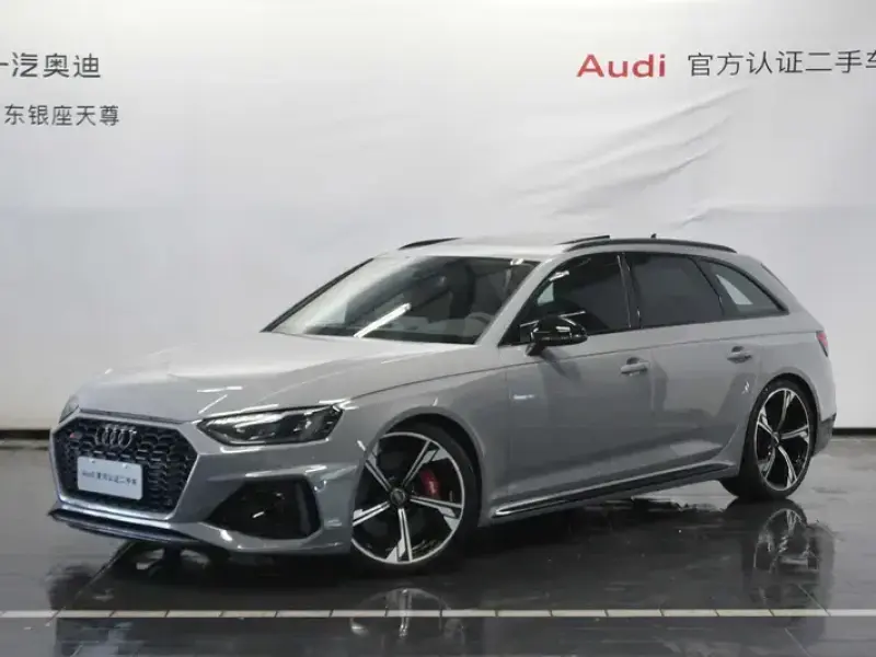 2023 Audi RS 4 с пробегом 22 500 км