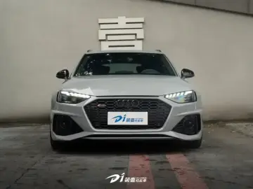 2021 Audi RS 4 с пробегом 70 000 км