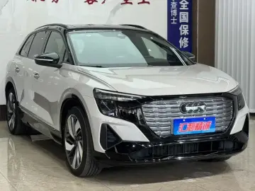 2023 Audi Q5 e-tron с пробегом 44 800 км