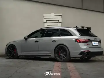 2021 Audi RS 4 с пробегом 70 000 км