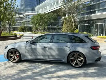 2021 Audi RS 4 с пробегом 60 000 км