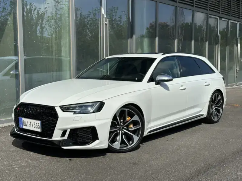 2019 Audi RS 4 с пробегом 59 000 км