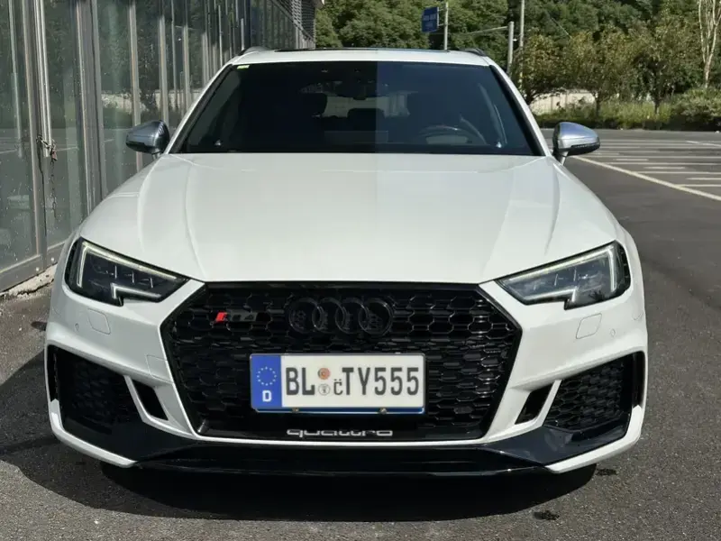 2019 Audi RS 4 с пробегом 59 000 км