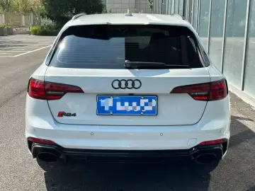 2019 Audi RS 4 с пробегом 59 000 км