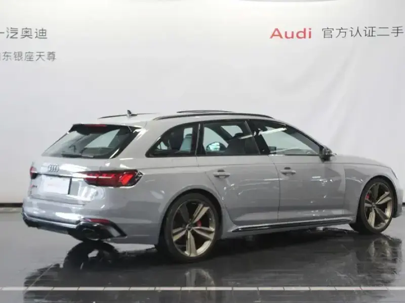 2023 Audi RS 4 с пробегом 11 700 км