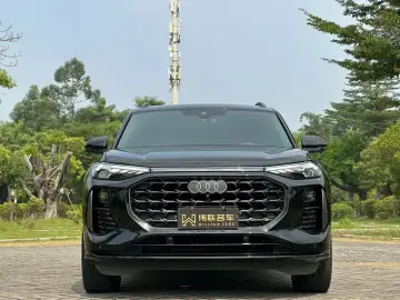 2024 Audi Q6 с пробегом 46 000 км