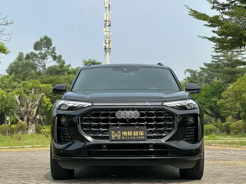 2024 Audi Q6 с пробегом 46 000 км