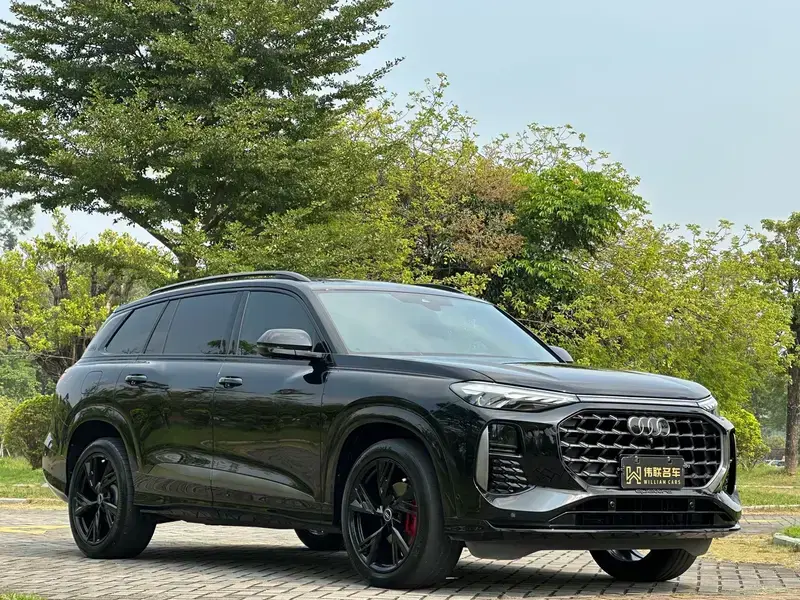 2024 Audi Q6 с пробегом 46 000 км