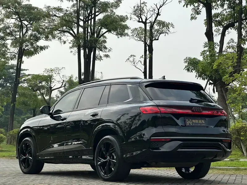 2024 Audi Q6 с пробегом 46 000 км
