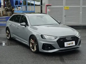 2023 Audi RS 4 с пробегом 49 000 км