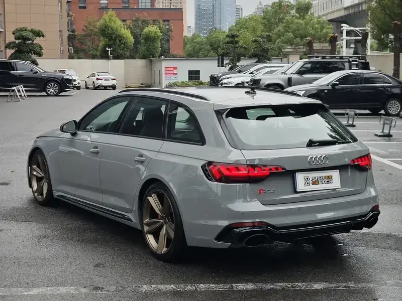 2023 Audi RS 4 с пробегом 49 000 км