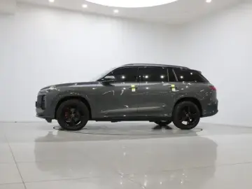 2024 Audi Q6 с пробегом 109 200 км