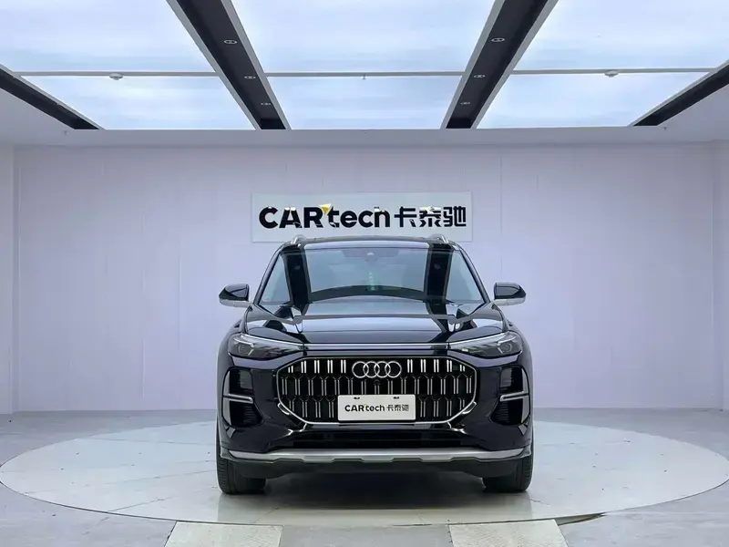 2023 Audi Q6 с пробегом 31 000 км