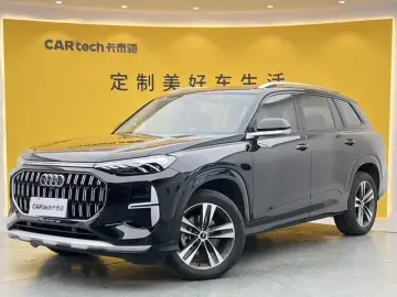 2025 Audi Q6 с пробегом 26 000 км