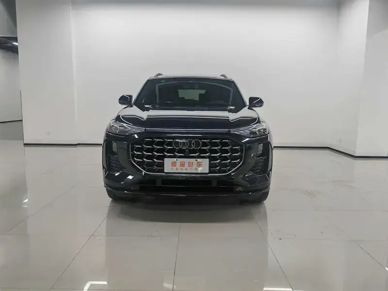 2024 Audi Q6 с пробегом 1 600 км
