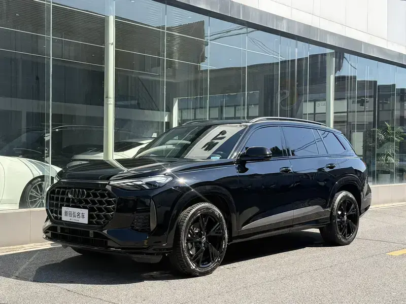 2023 Audi Q6 с пробегом 15 000 км
