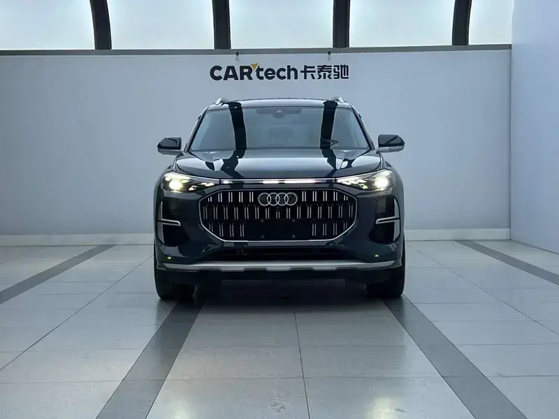 2023 Audi Q6 с пробегом 34 000 км