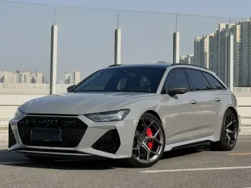 2024 Audi RS 6 с пробегом 20 000 км