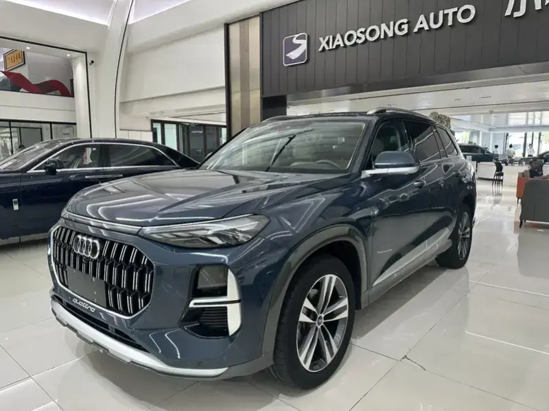 2023 Audi Q6 с пробегом 7 400 км