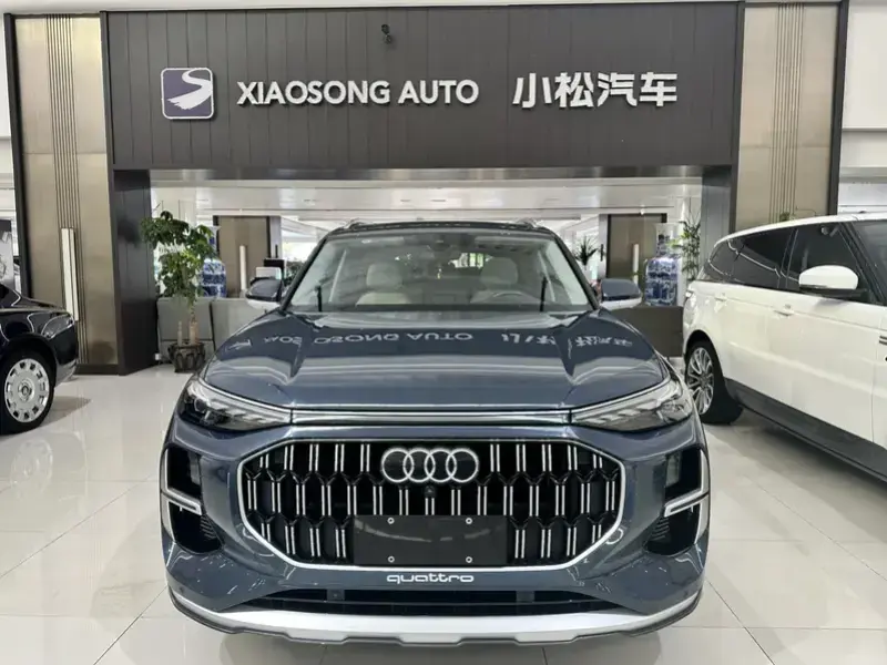 2023 Audi Q6 с пробегом 7 400 км