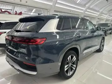 2023 Audi Q6 с пробегом 7 400 км