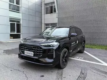 2024 Audi Q6 с пробегом 6 100 км