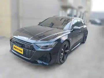 2022 Audi RS 6 с пробегом 10 900 км