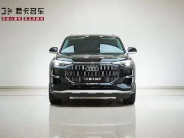 2024 Audi Q6 с пробегом 22 000 км