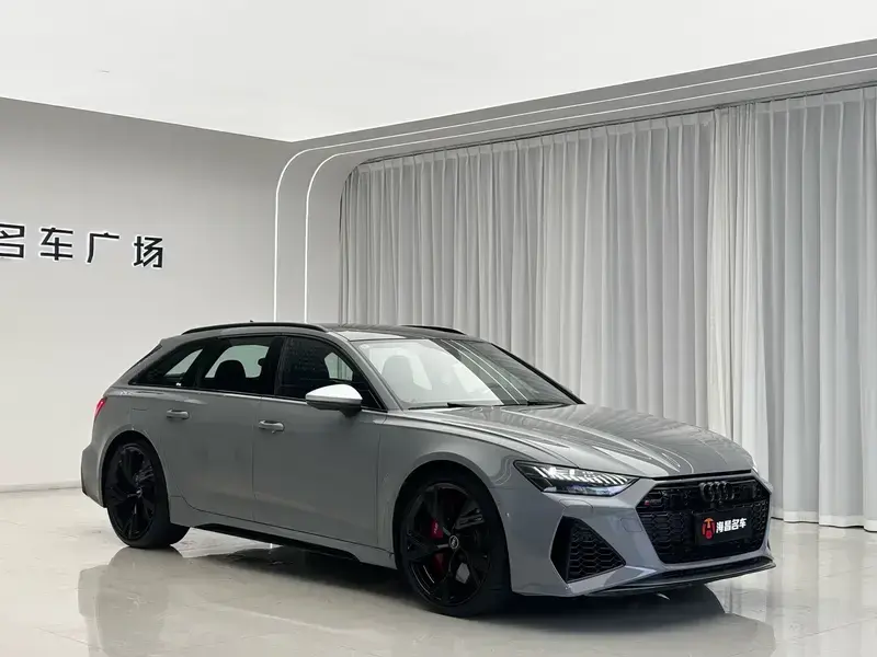 2021 Audi RS 6 с пробегом 99 000 км