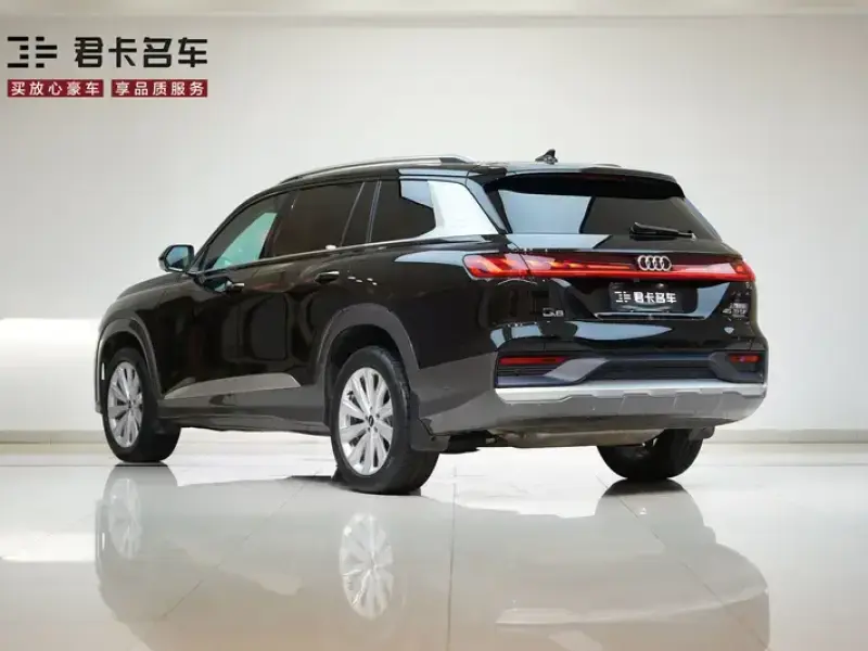 2024 Audi Q6 с пробегом 22 000 км