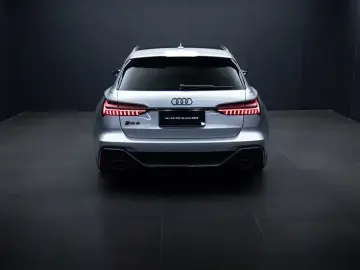2022 Audi RS 6 с пробегом 33 000 км