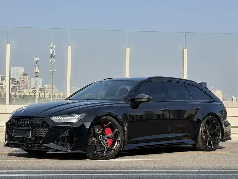2021 Audi RS 6 с пробегом 45 000 км