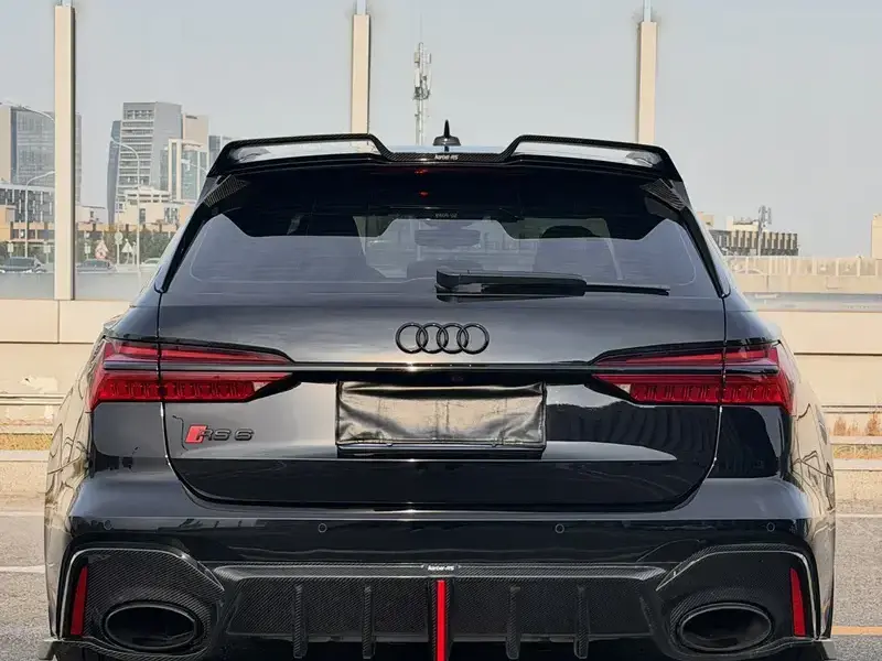 2021 Audi RS 6 с пробегом 45 000 км
