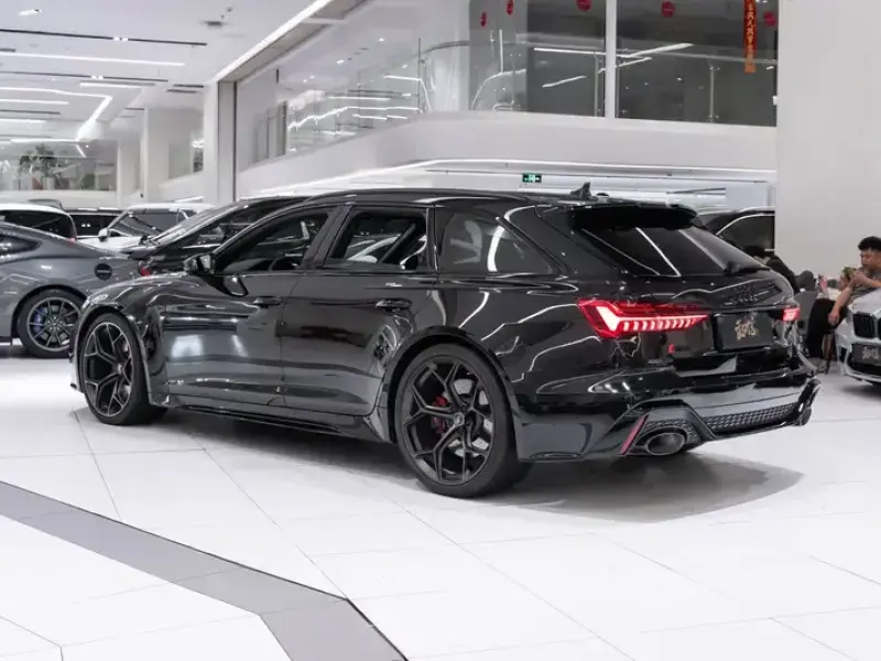 2024 Audi RS 6 с пробегом 21 100 км